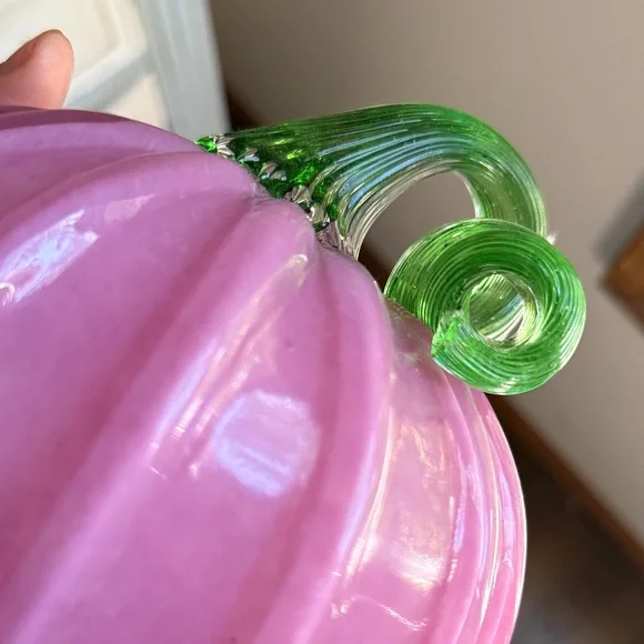 Shabby Chic Pink Glass Pumpkin with Green Stem - Picture 2 of 3